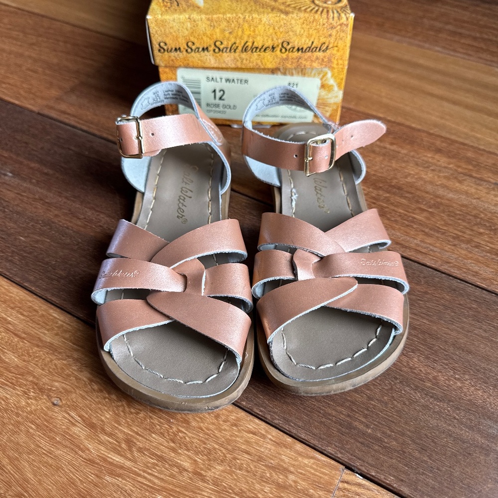 Salt Water Sandals girl size 12